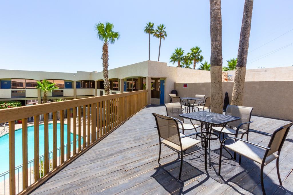 Motel 6 Glendale Az Exterior foto