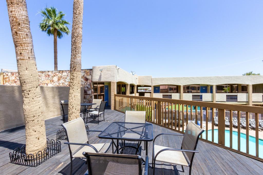 Motel 6 Glendale Az Exterior foto