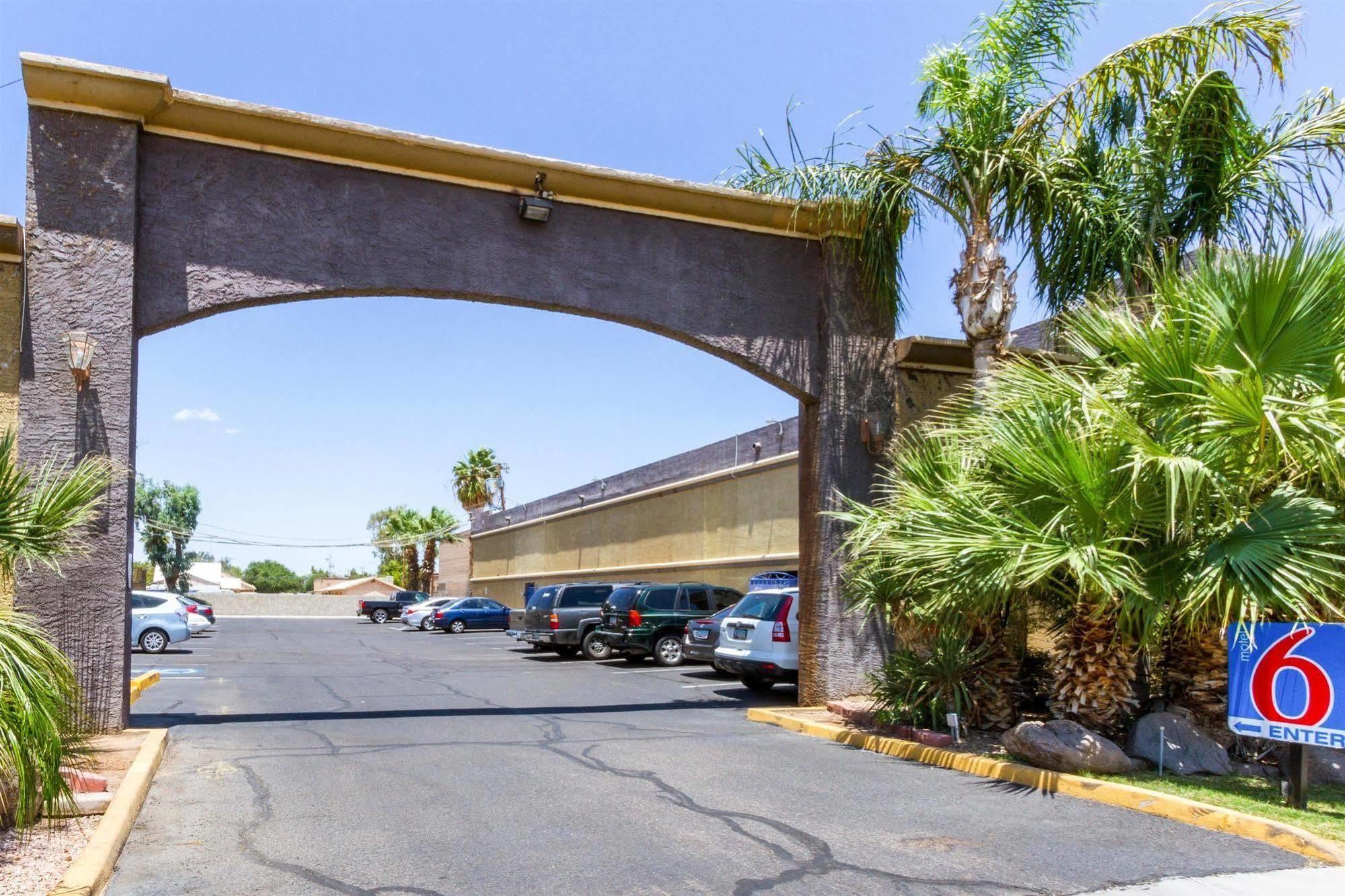 Motel 6 Glendale Az Exterior foto